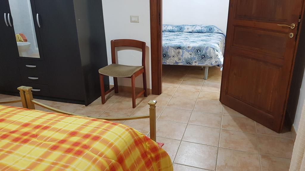 Agriturismo La Barca In Secca ออลเมโด ภายนอก รูปภาพ
