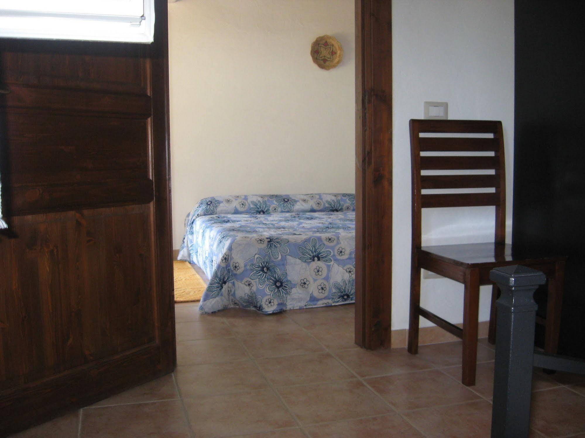 Agriturismo La Barca In Secca ออลเมโด ภายนอก รูปภาพ