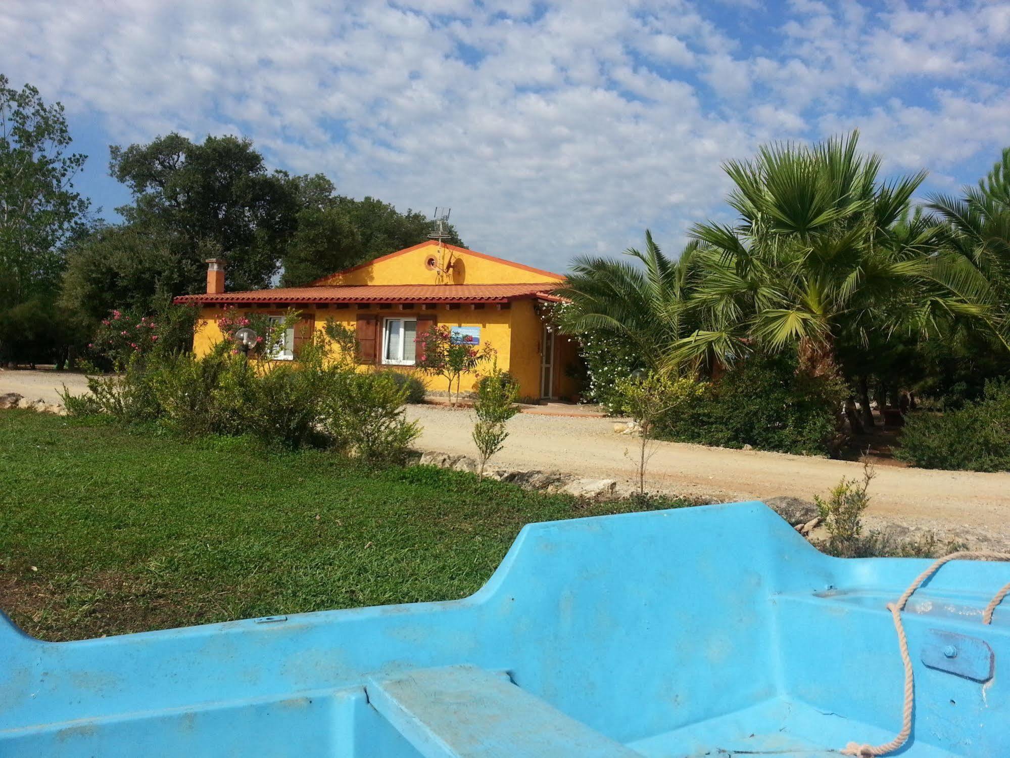 Agriturismo La Barca In Secca ออลเมโด ภายนอก รูปภาพ